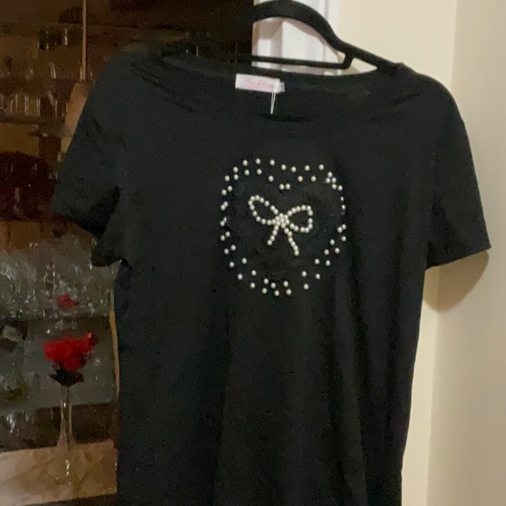 Fashion classic collection woman’s black top size X-Large